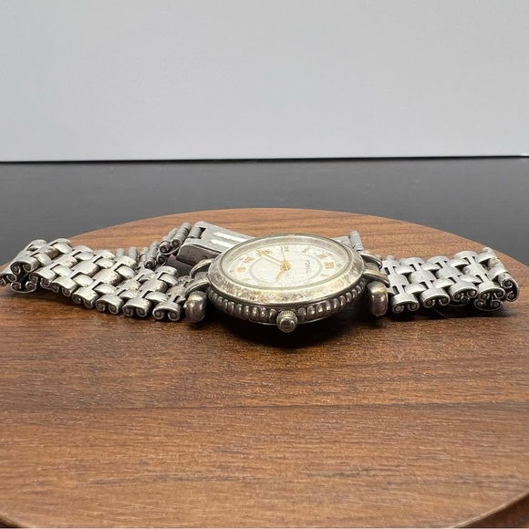 Vintage Fossil Watch Silver Toned White Face Roman Numeral Gold Colored Details - Picture 6 of 12